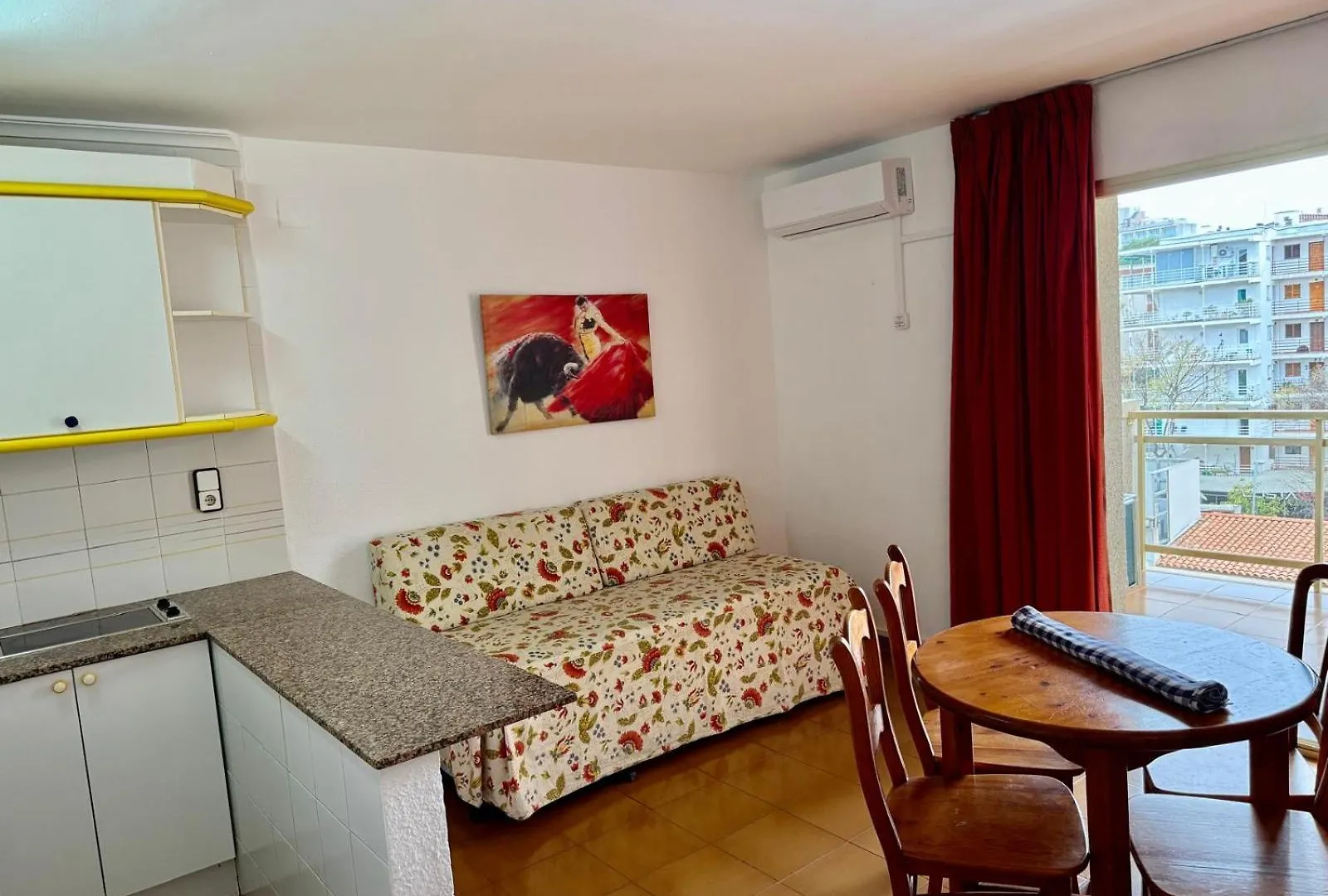 Apartamentos Decathlon 0*, Salou Spain